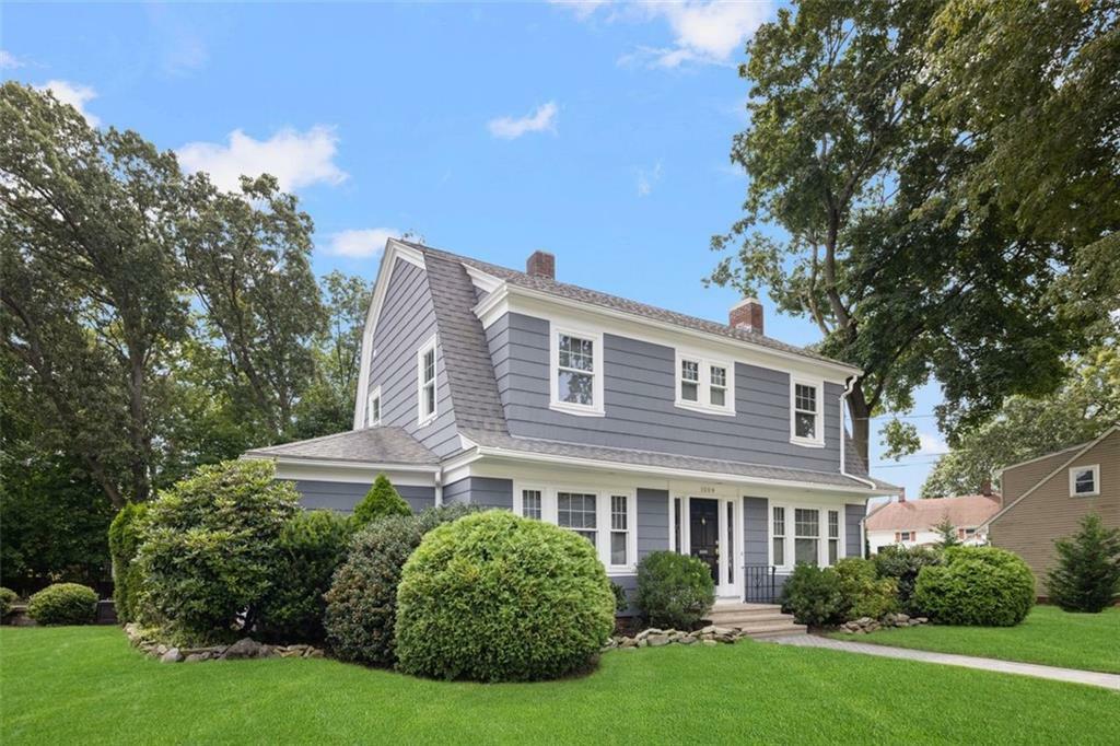 Property Photo: 1009 Smithfield Av RI 02865