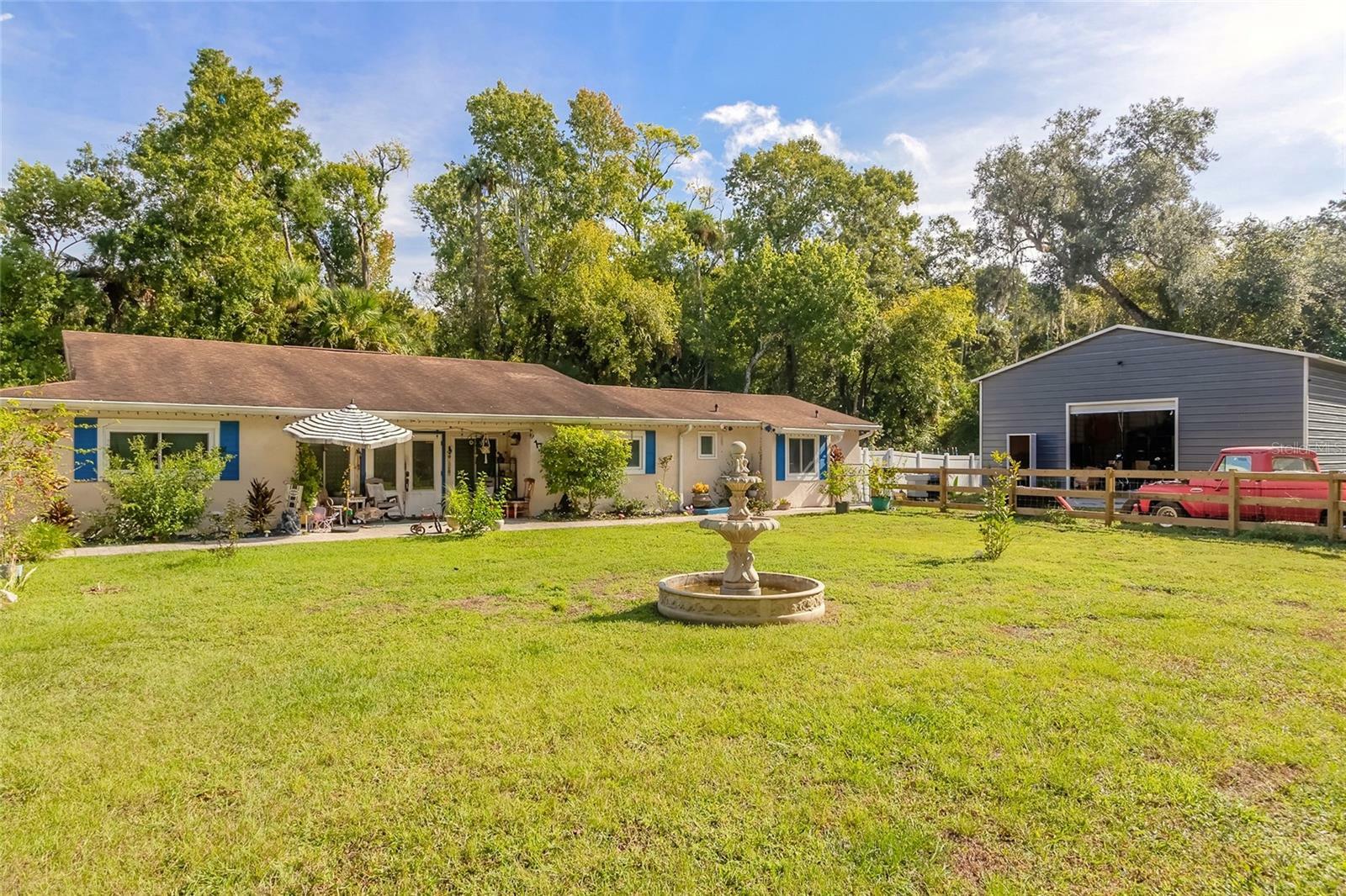 Property Photo:  1705 Turtle Hill Road  FL 32725 