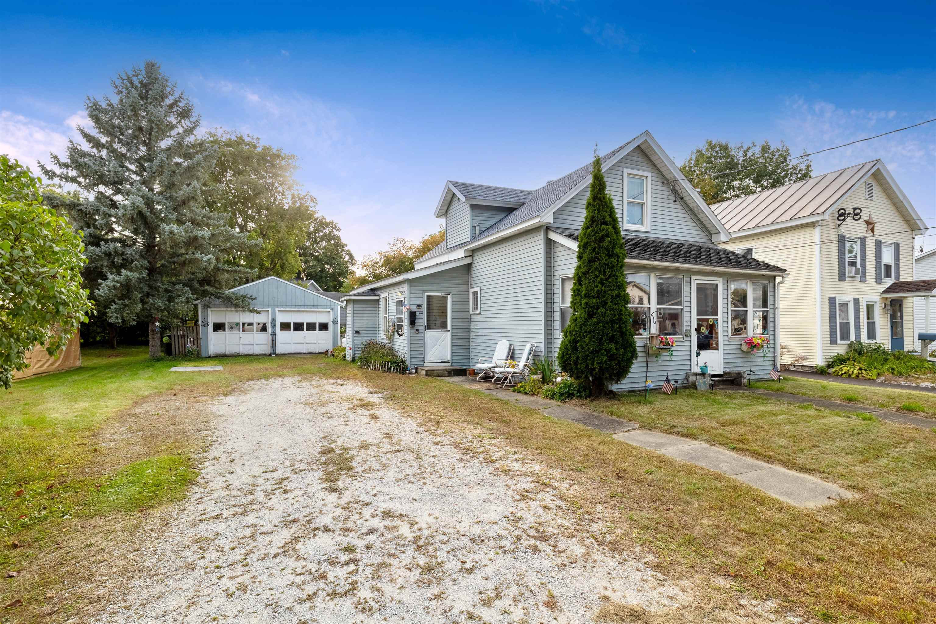 Property Photo:  44 Greenwich Street  VT 05488 