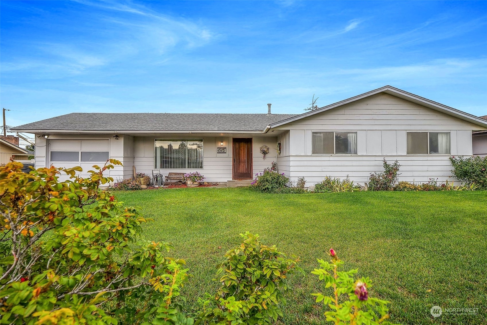Property Photo: 554 S 6th Avenue WA 99344