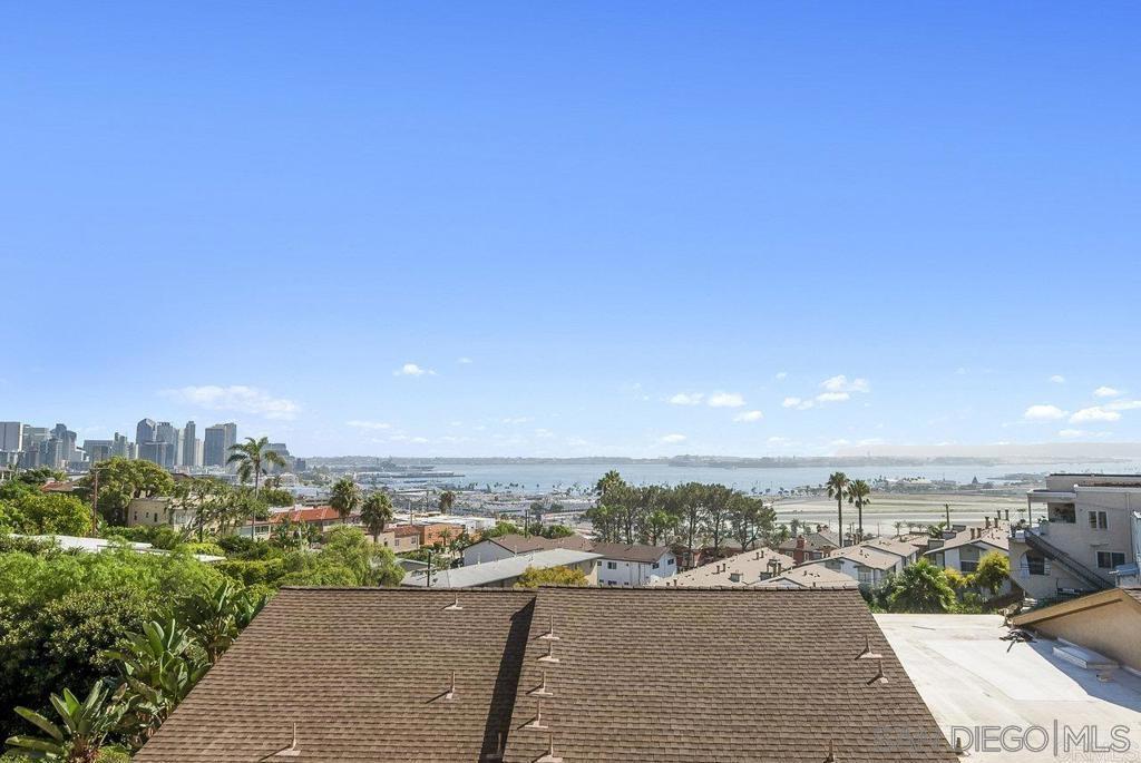 Property Photo:  2960 Union St  CA 92103 