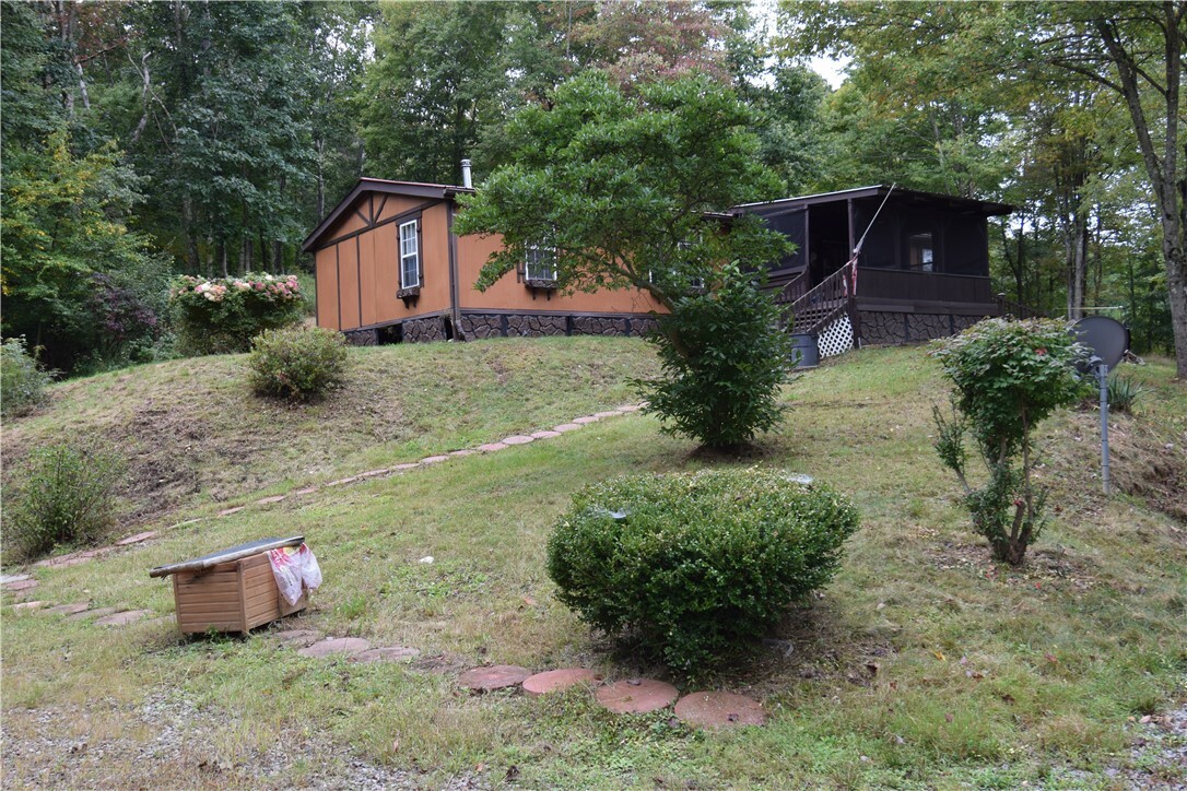 Property Photo:  483 Longs Run Road  PA 15001 