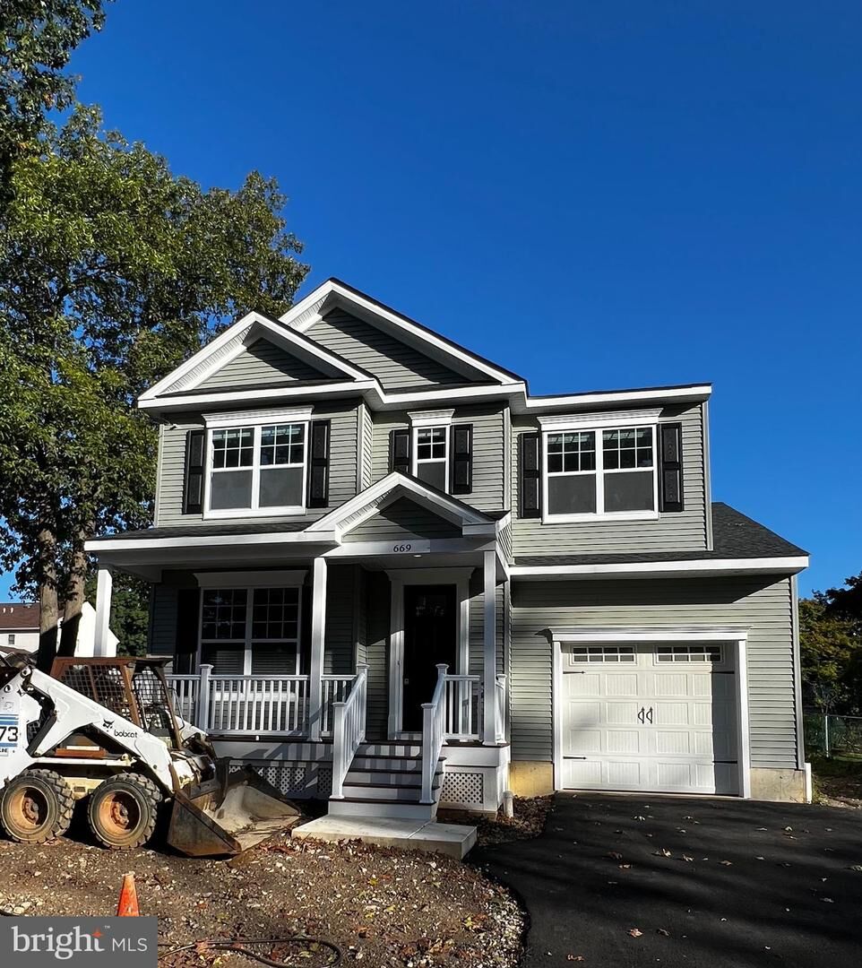 Photo de la propriété:  669 Maple Avenue  PA 19038 
