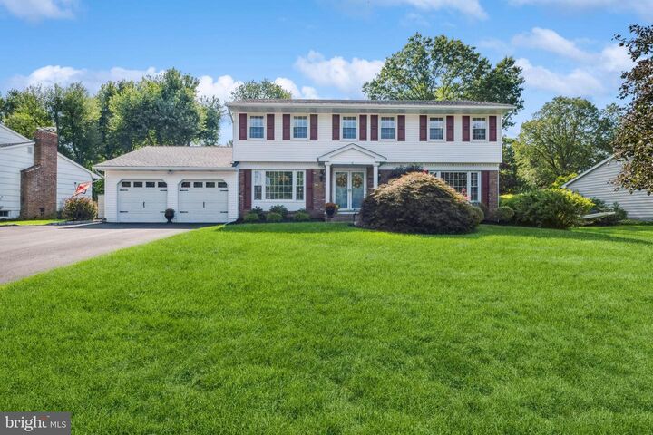 18 Van Wyck Drive  Princeton Junction NJ 08550 photo