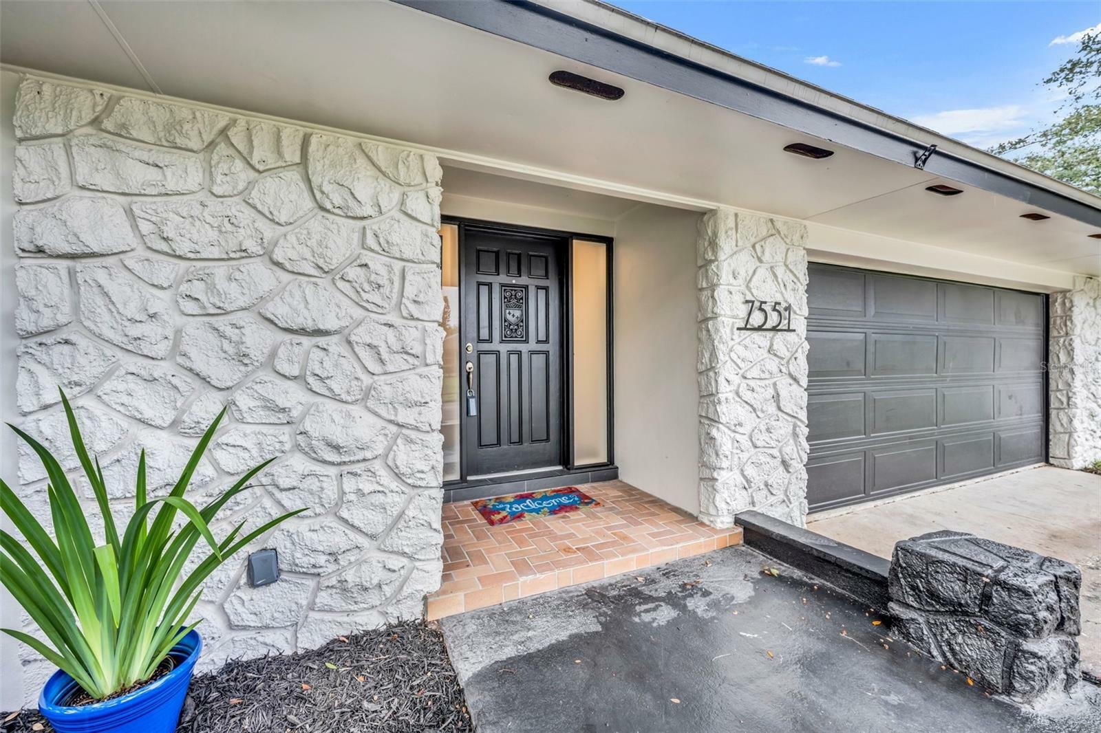 Property Photo: 7551 Bent Bow Trail FL 32792
