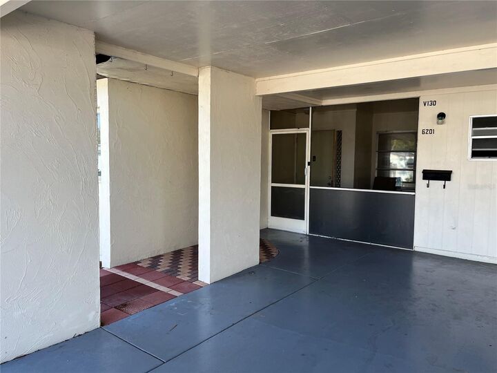 Property Photo:  6201 Green View Drive 130  FL 34231 