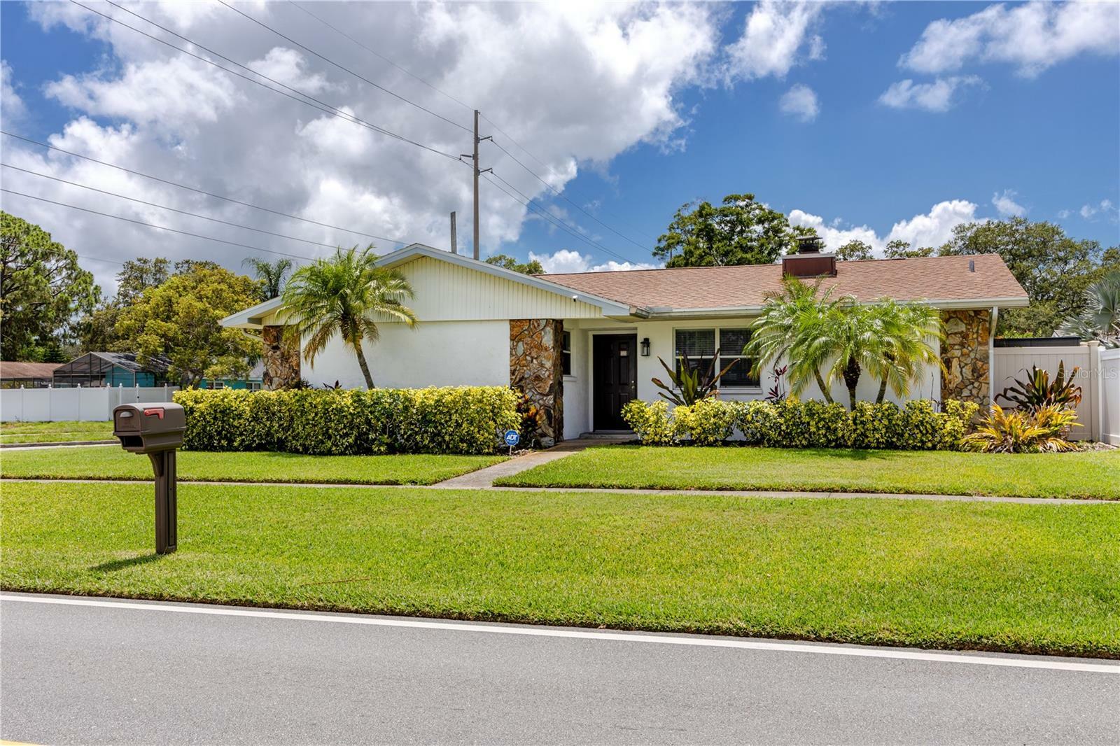 Property Photo:  12646 Ridge Rd  FL 33778 