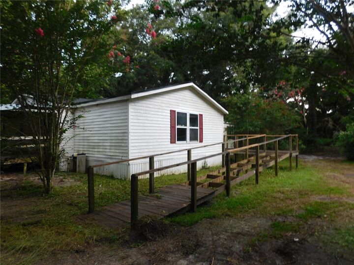 Property Photo:  671 SW 161st Terrace  FL 32669 