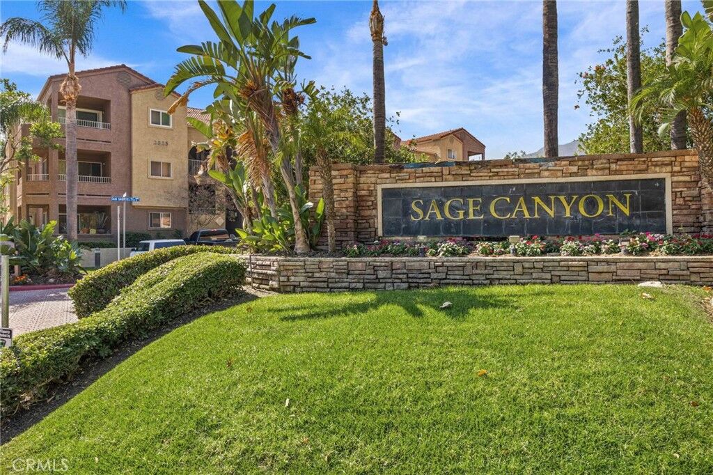 Property Photo: 2550 San Gabriel Way 202 CA 92882