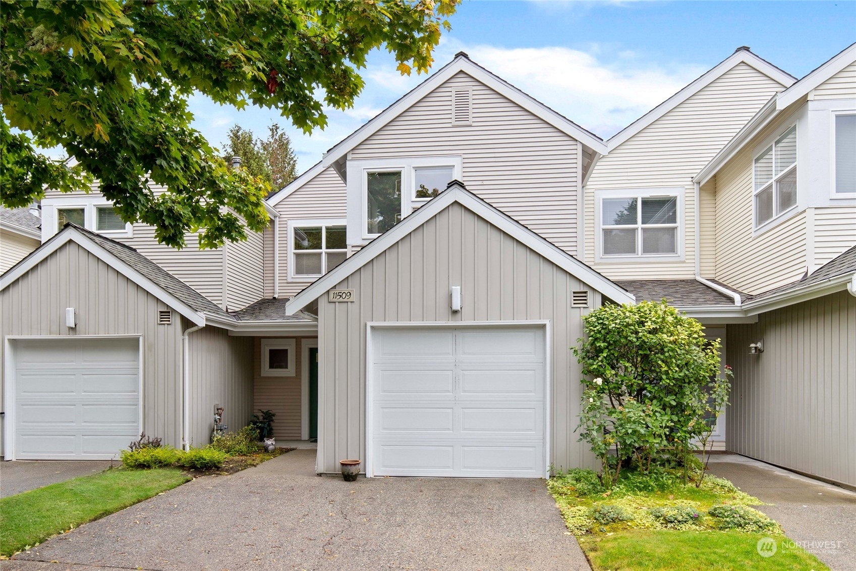 Property Photo: 11509 Pine Court WA 98275