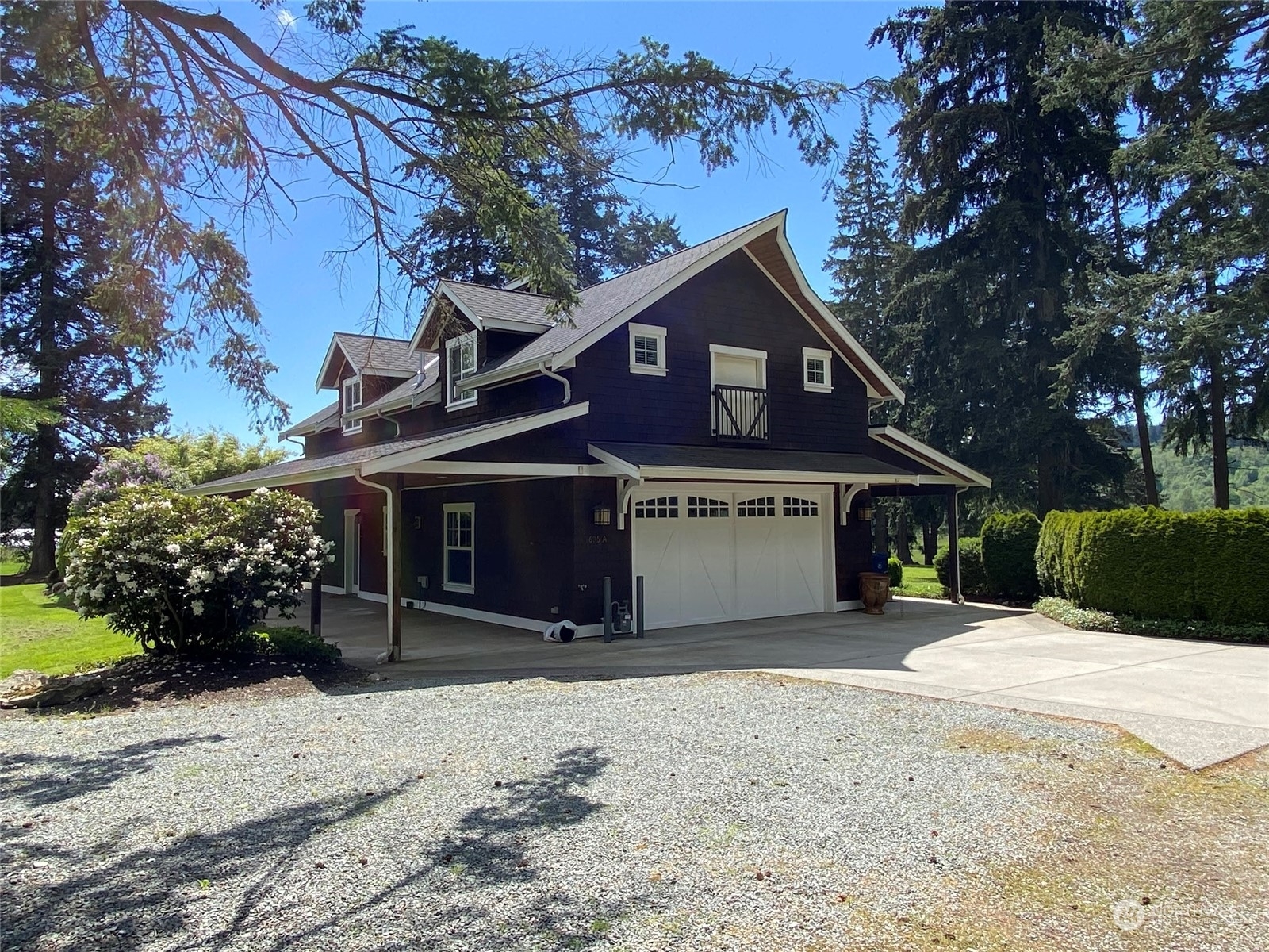 Property Photo:  695 A Arrowhead Road  WA 98282 