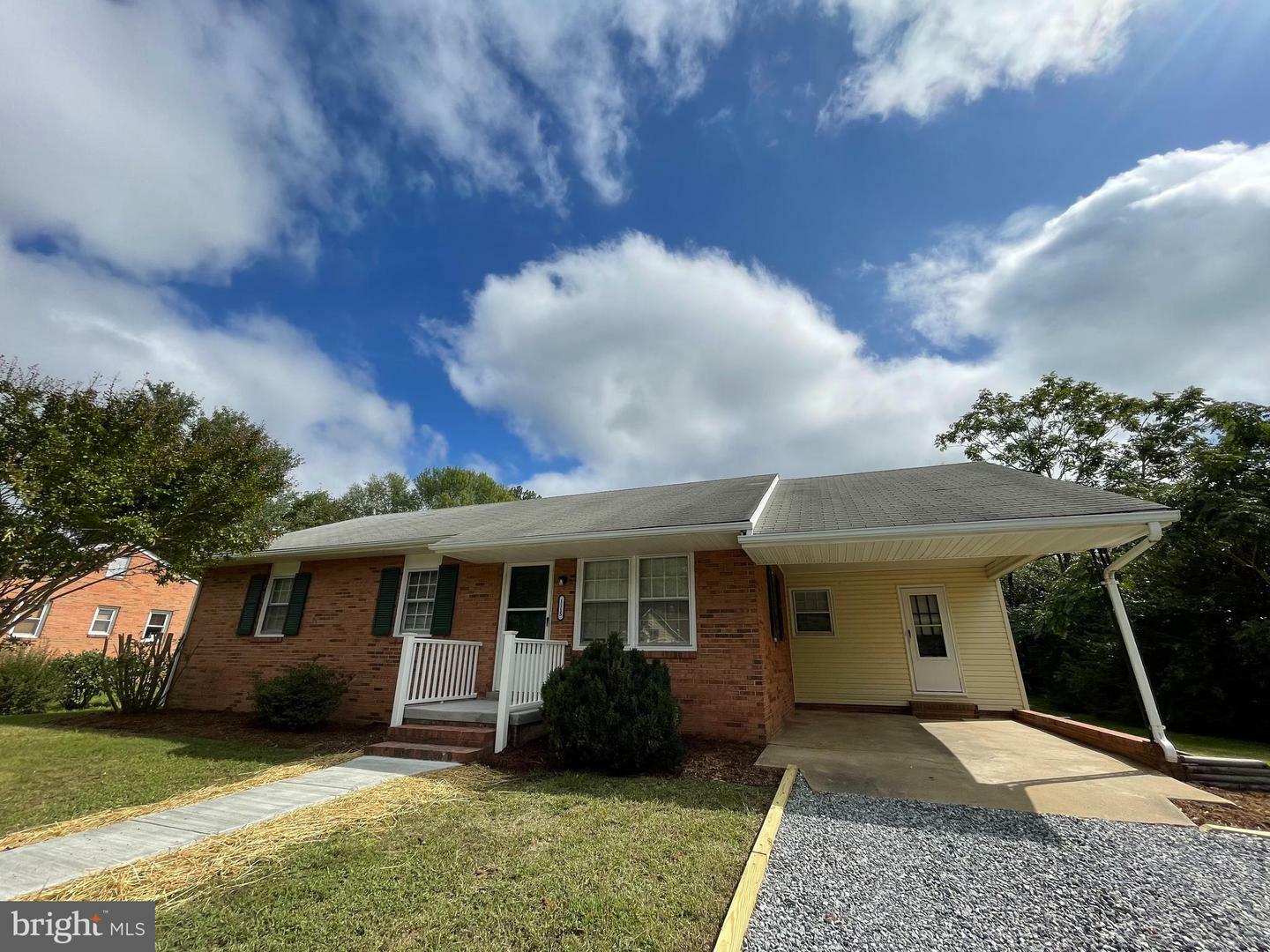 Property Photo:  1115 Bernstein Road  VA 22407 