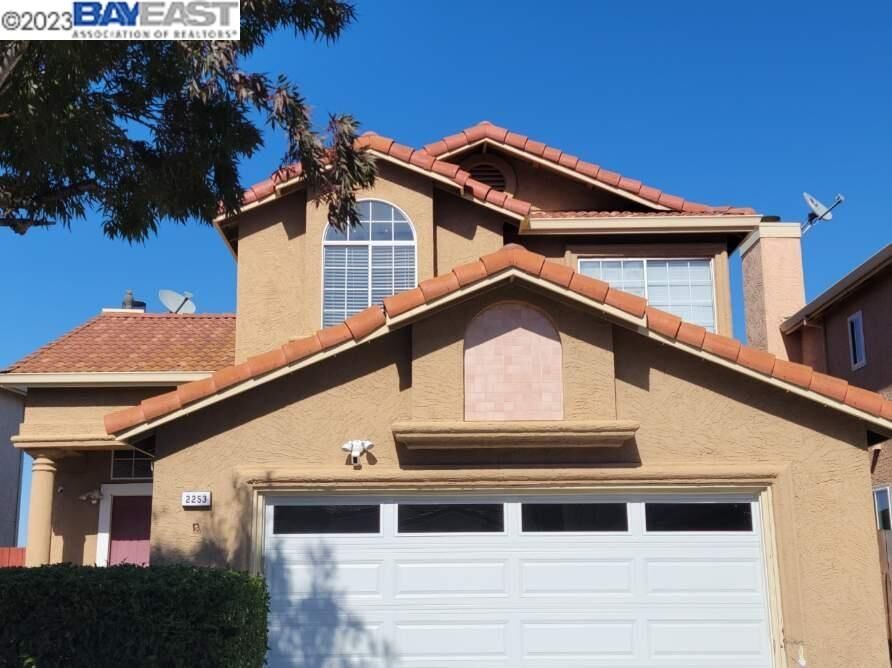 Property Photo: 2253 Bayberry Cir CA 94565