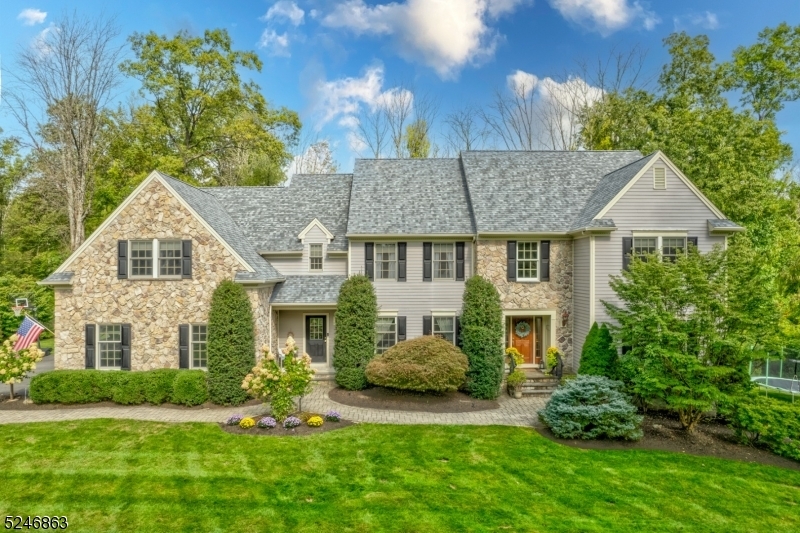 Property Photo:  5 Runyan Pl  NJ 07930 