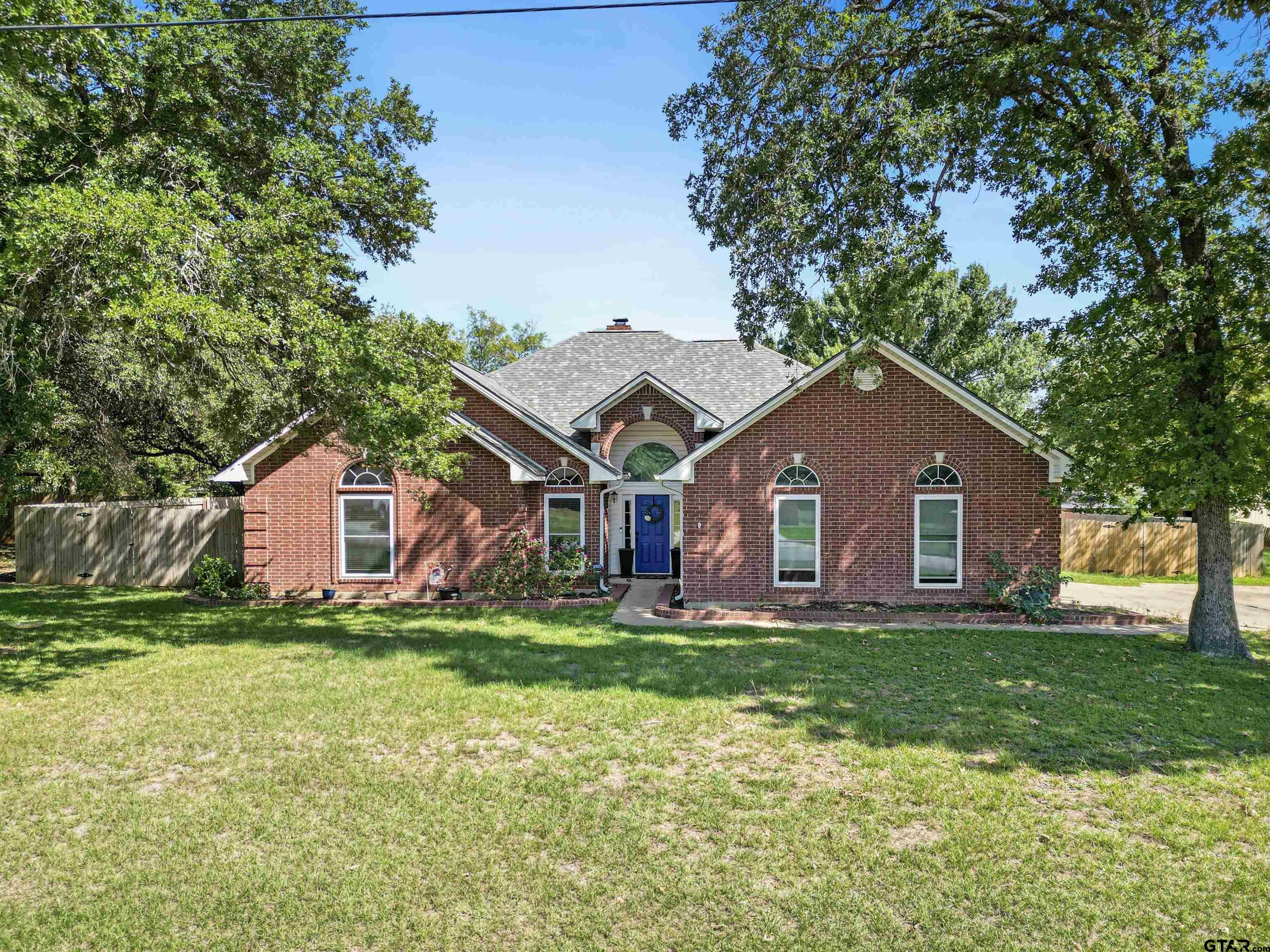 Property Photo:  309 Senter  TX 75791 