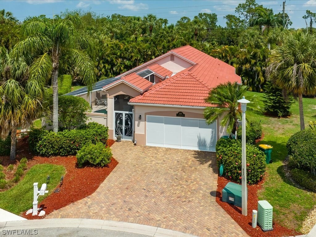 Property Photo:  100 Palm Frond Court  FL 34104 