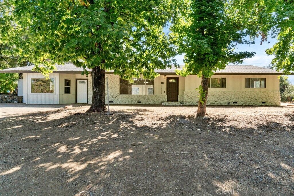 Property Photo: 45430 Lauri Lane CA 93644