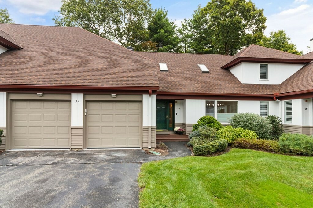 Property Photo: 24 Cortland Dr 24 MA 02067