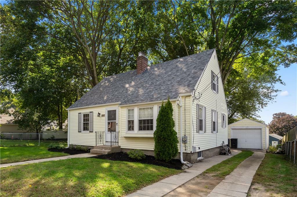 Property Photo: 17 Hampshire Rd RI 02910