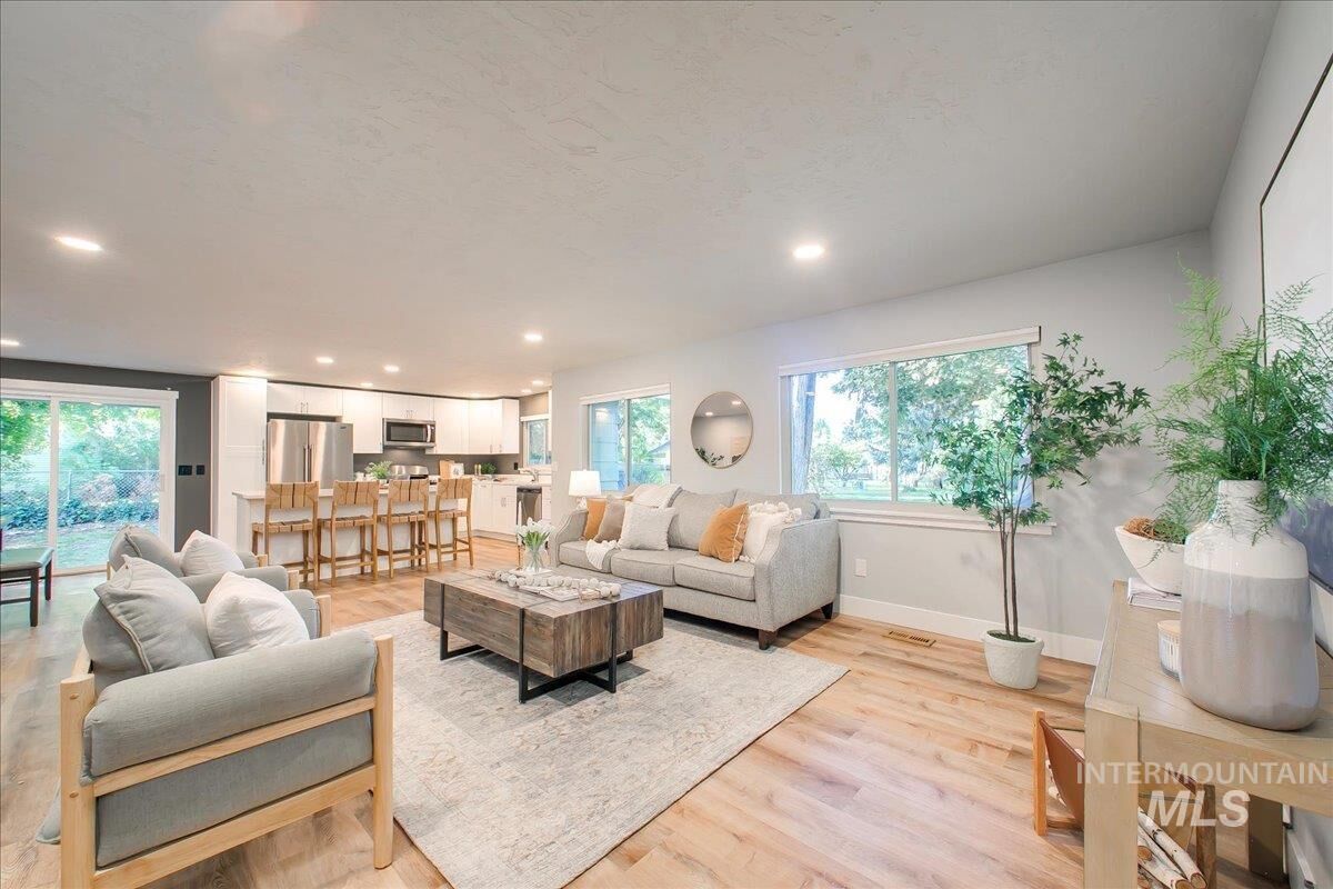 Property Photo: 3773 S Cayuga Place ID 83709