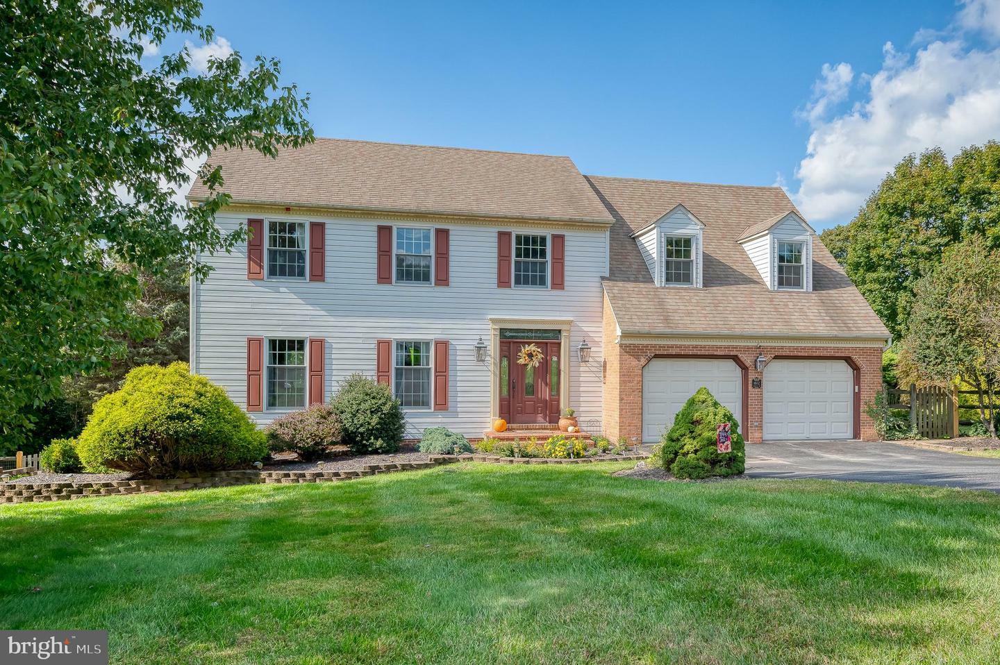 Property Photo:  1612 Creston Drive  MD 21050 