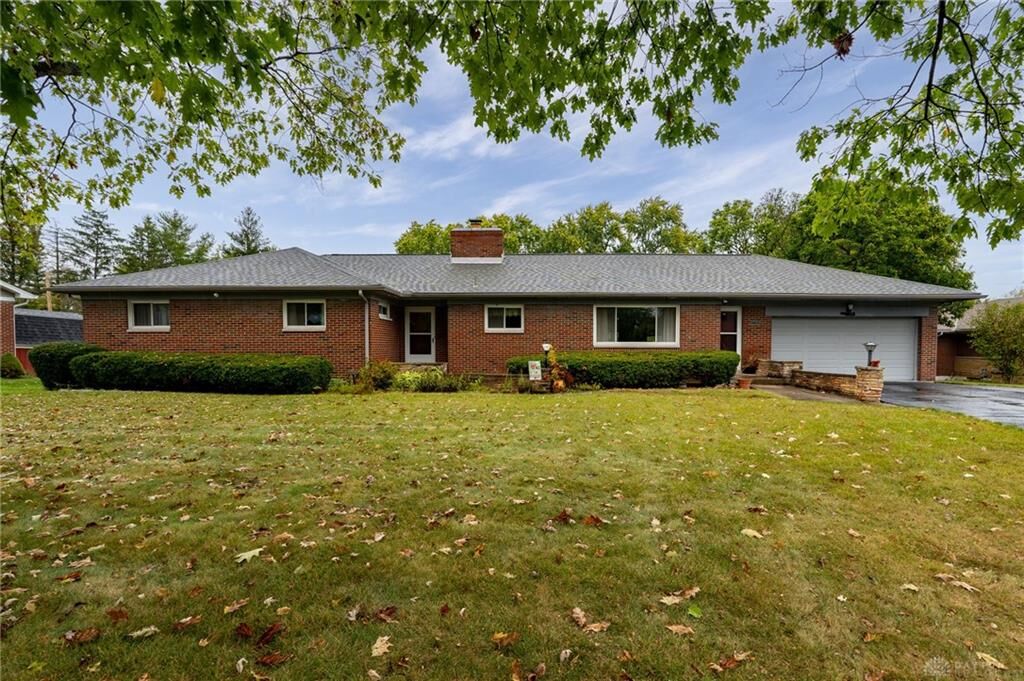 Property Photo: 3817 Reinwood Drive OH 45414