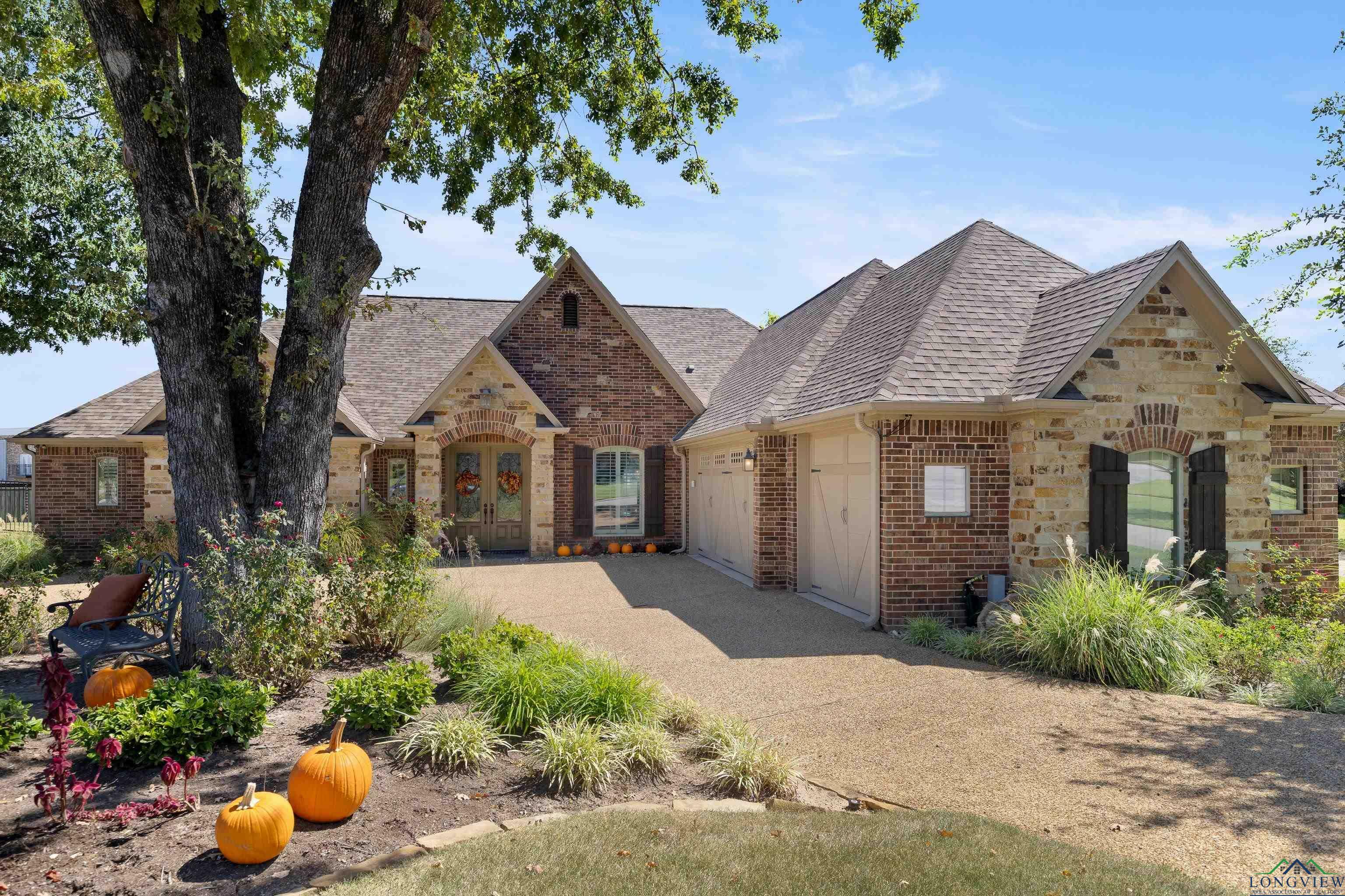 Property Photo:  1028 Riverwood Dr  TX 75604 