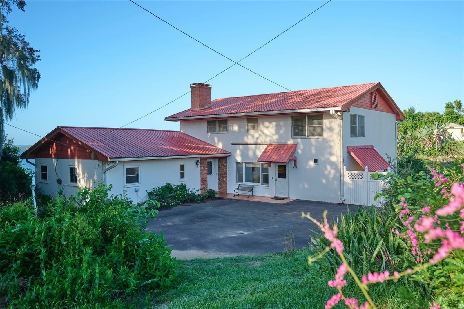 Property Photo: 2150 N Scenic Highway FL 33827