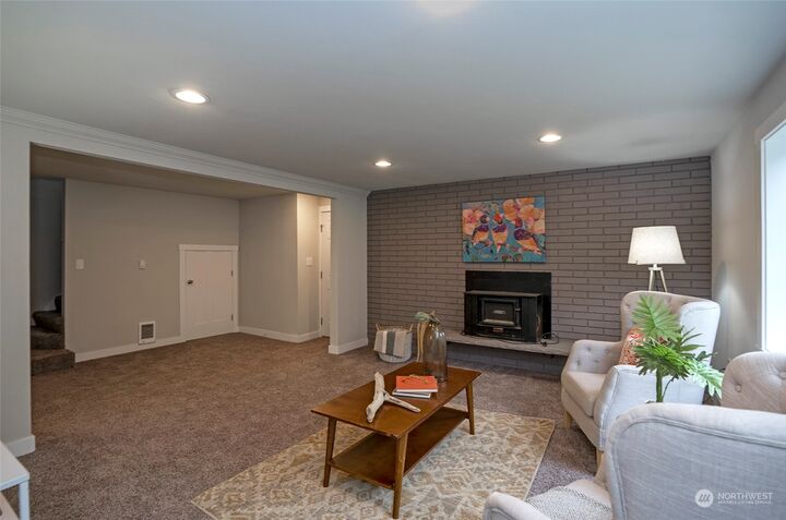 Property Photo:  23710 70th Avenue E  WA 98338 