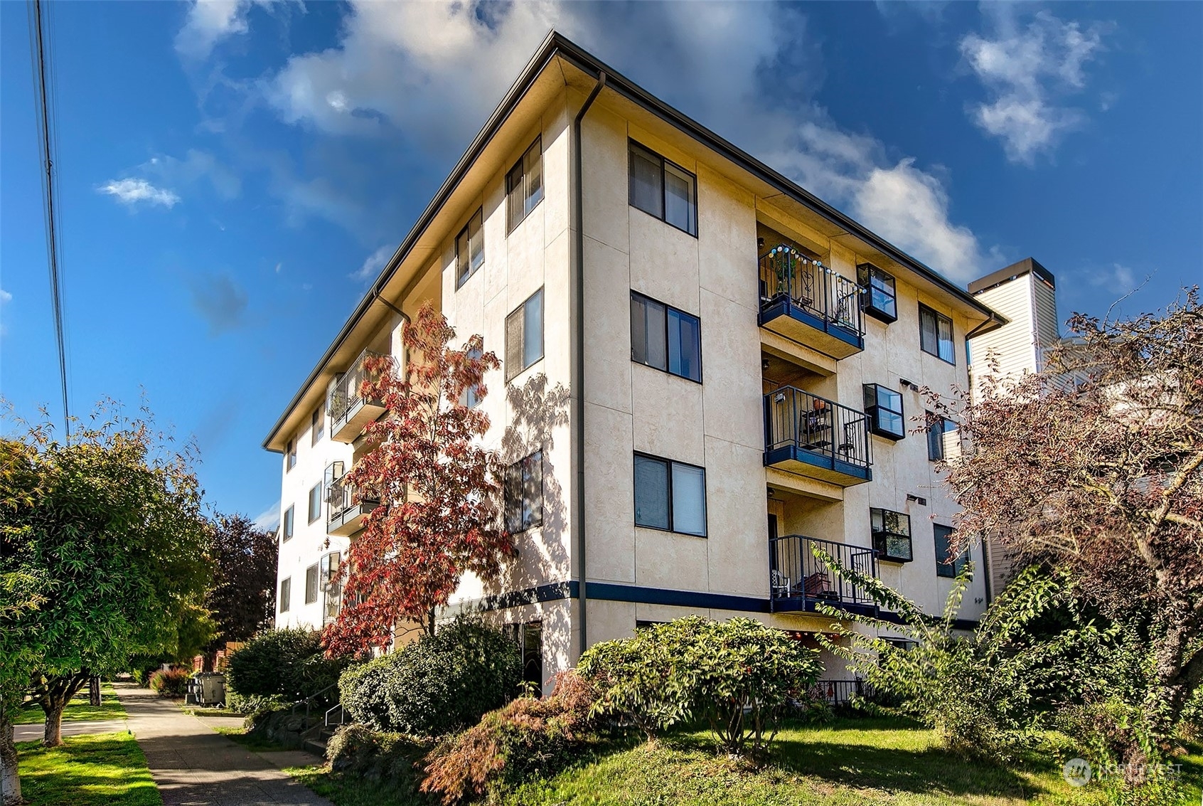 Property Photo:  1400 NW 60th Street 101  WA 98107 