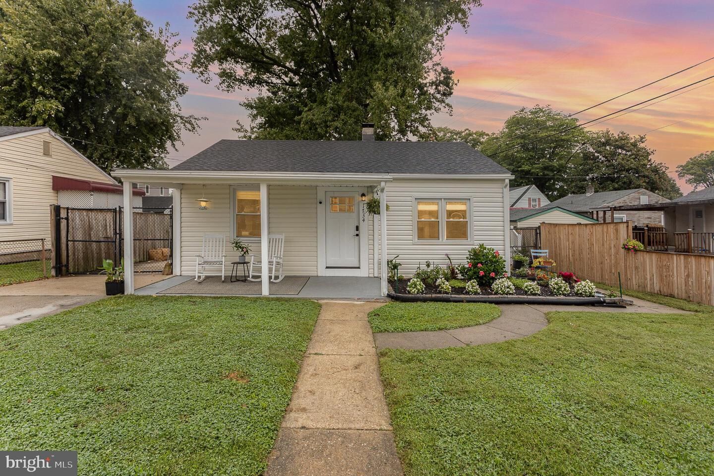 Property Photo: 1734 Glen Curtis MD 21221