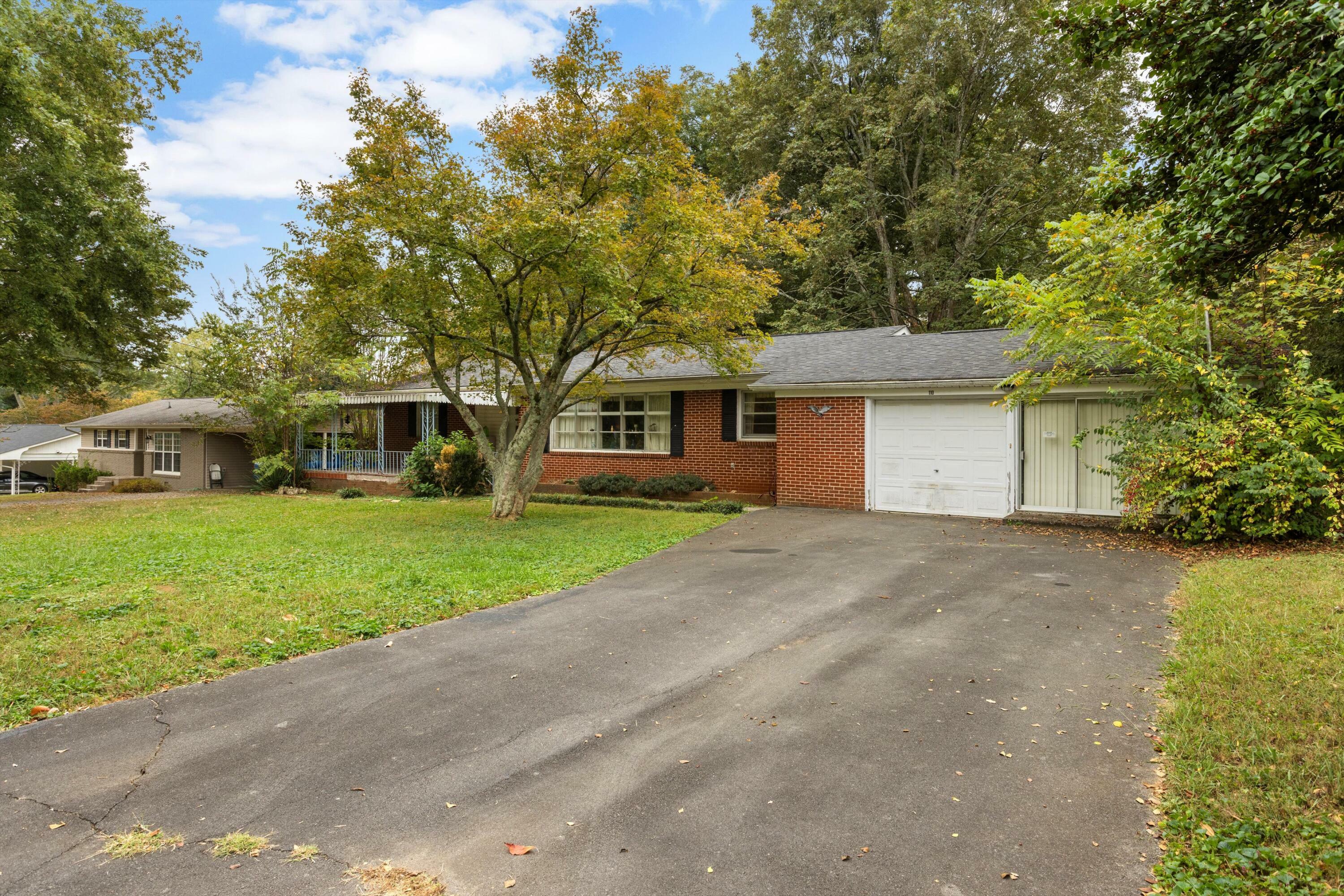 Property Photo: 110 NE 26th Street TN 37312