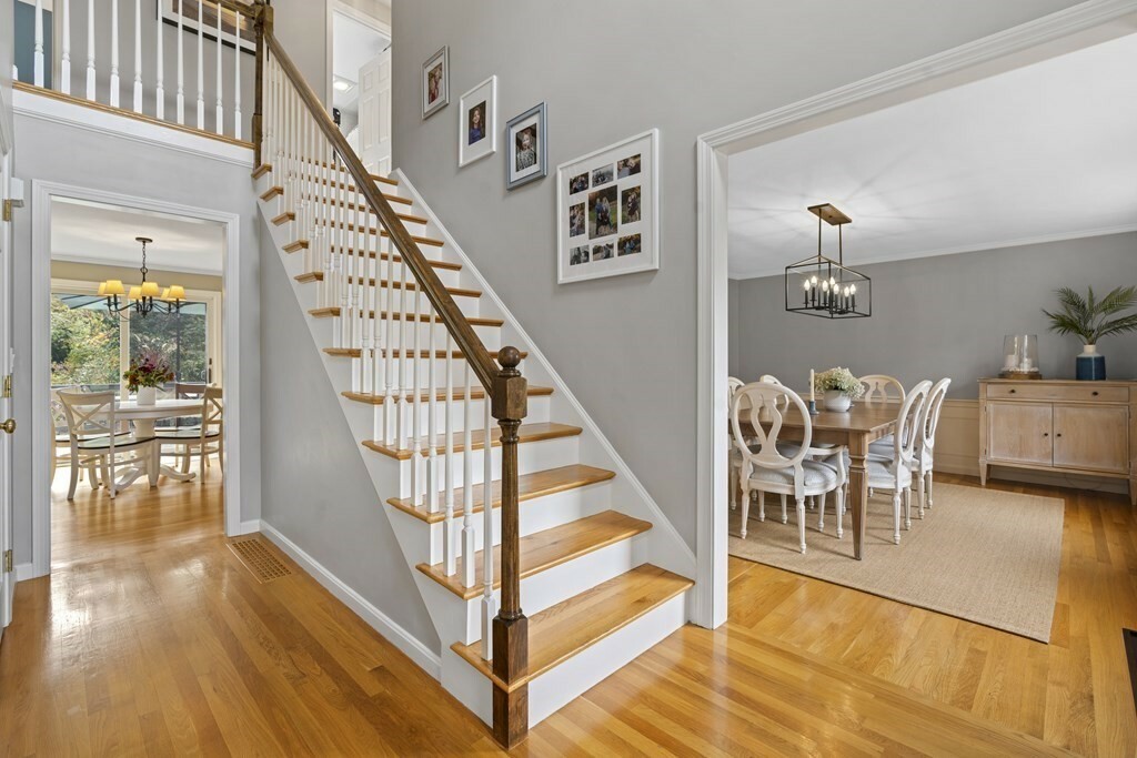 Property Photo:  10 Blossom Lane  MA 01778 