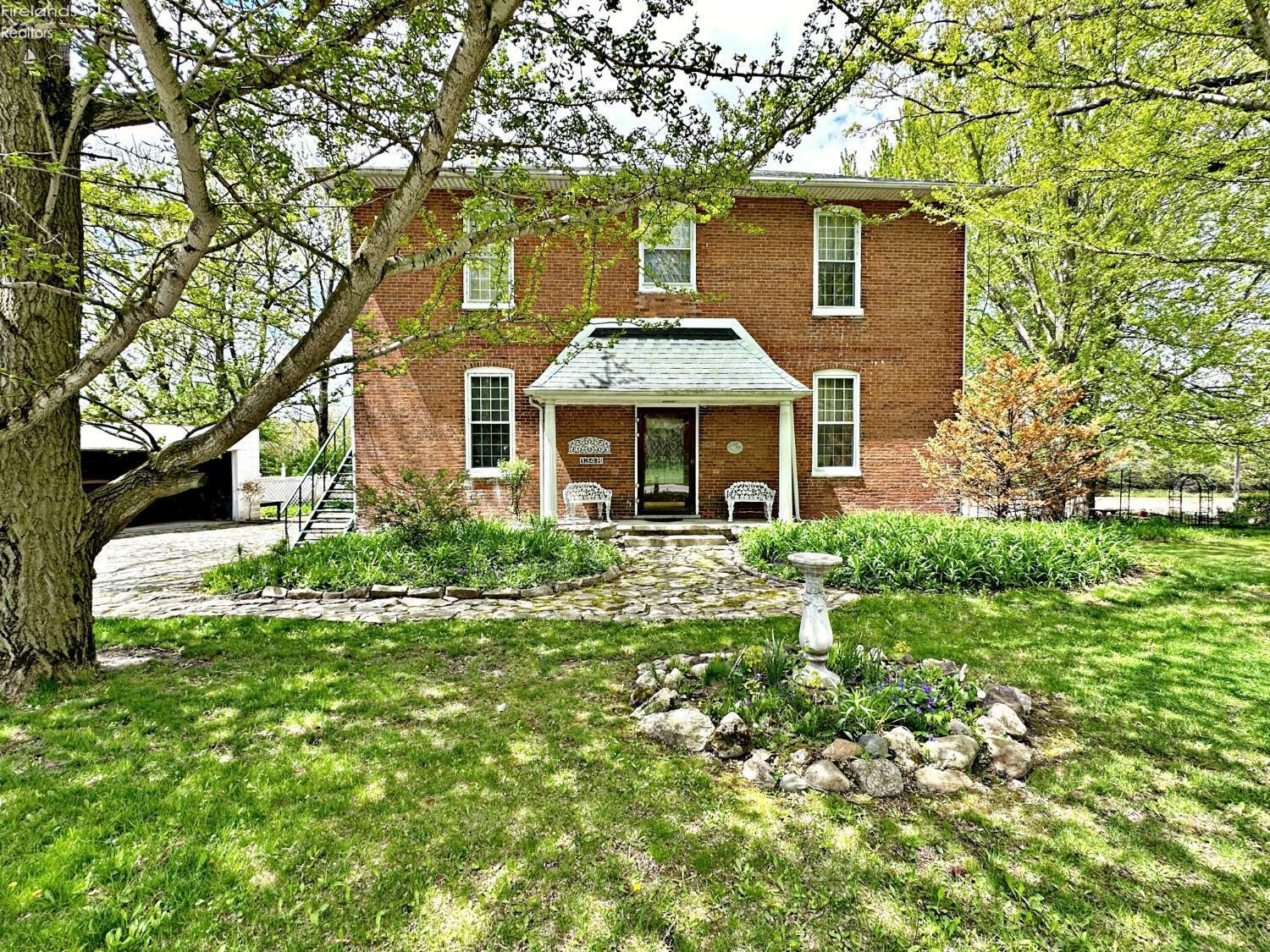 Property Photo:  1348 N Township Road 73  OH 44883 