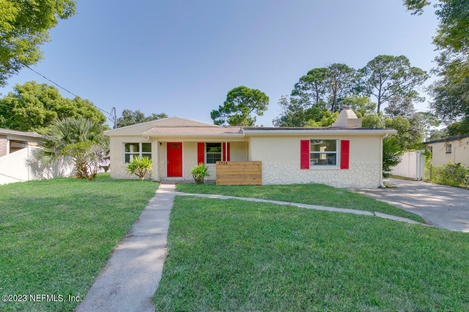 Property Photo:  2326 Lantana Avenue  FL 32209 