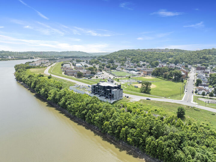 Property Photo: 747 Manhattan Boulevard KY 41074