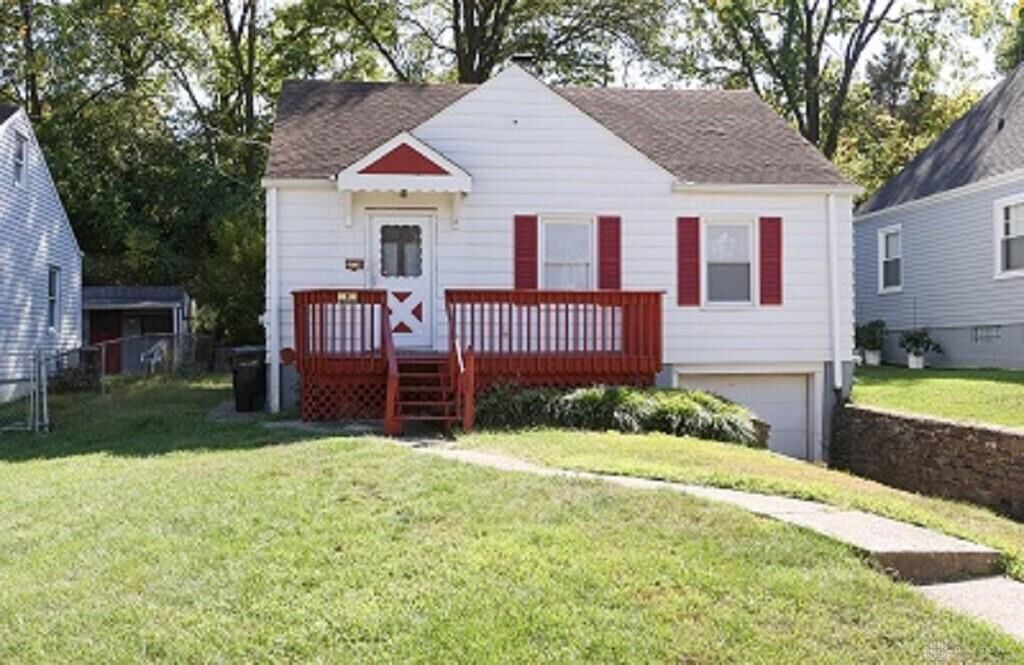 Property Photo:  1754 Ashbrook Drive  OH 45238 
