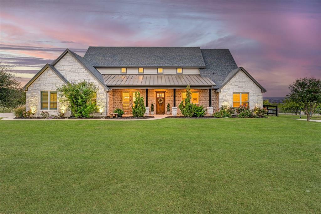 Property Photo:  6504 Starlight Ranch Road  TX 76044 