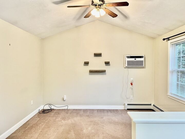 Property Photo:  4 Autumn Wood Dr. 4  MA 01543 