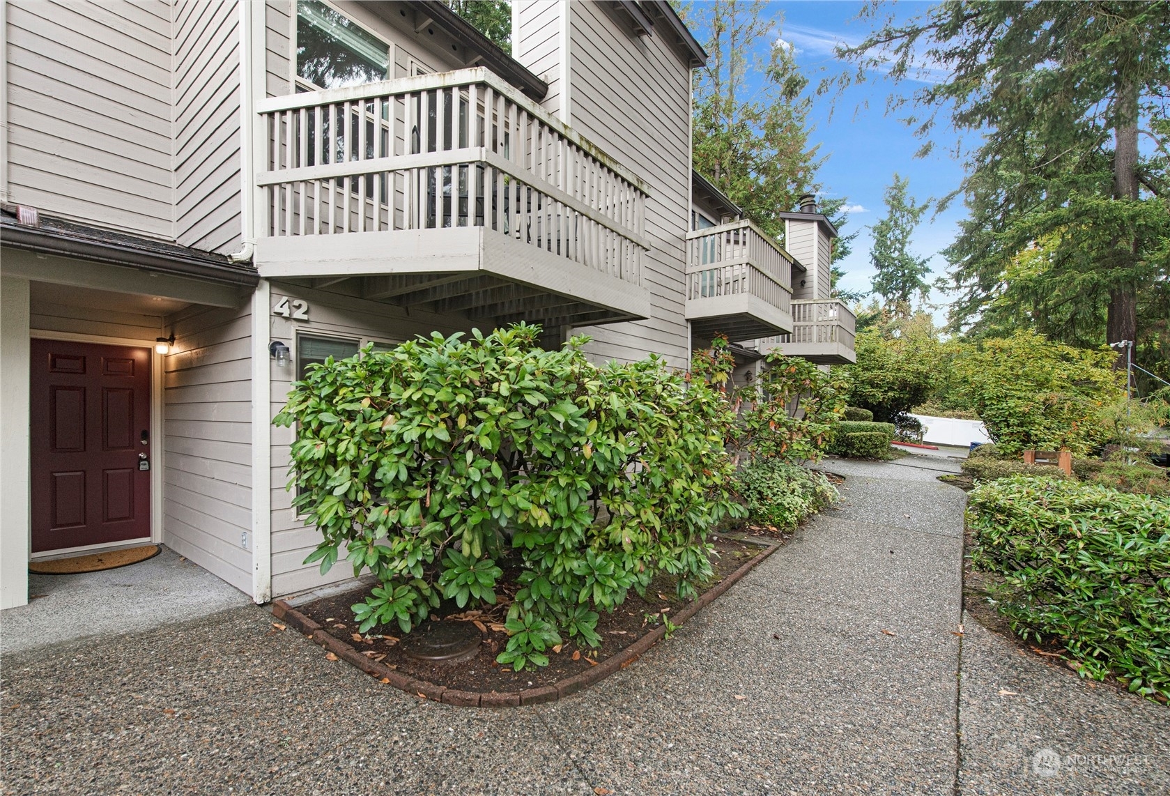 Property Photo:  1555 Union Avenue NE 42  WA 98059 