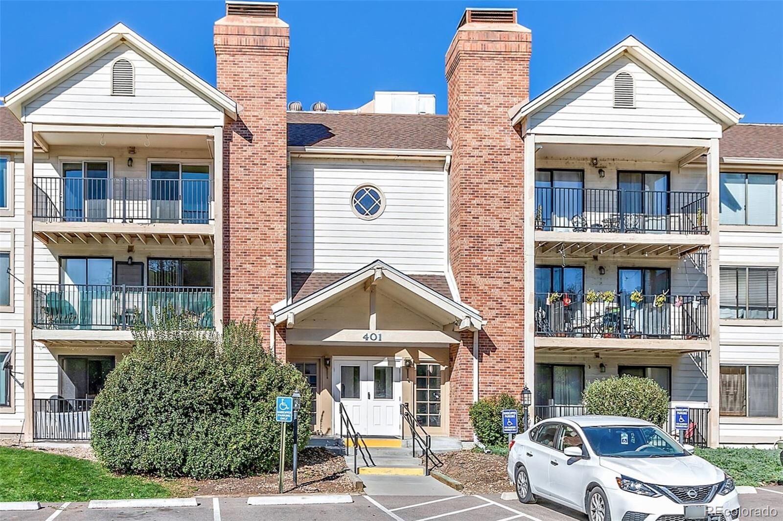Property Photo: 401 S Kalispell Way 304 CO 80017