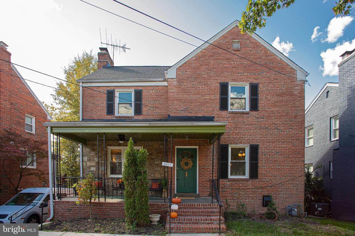 Property Photo: 3317 Highwood Drive SE DC 20020