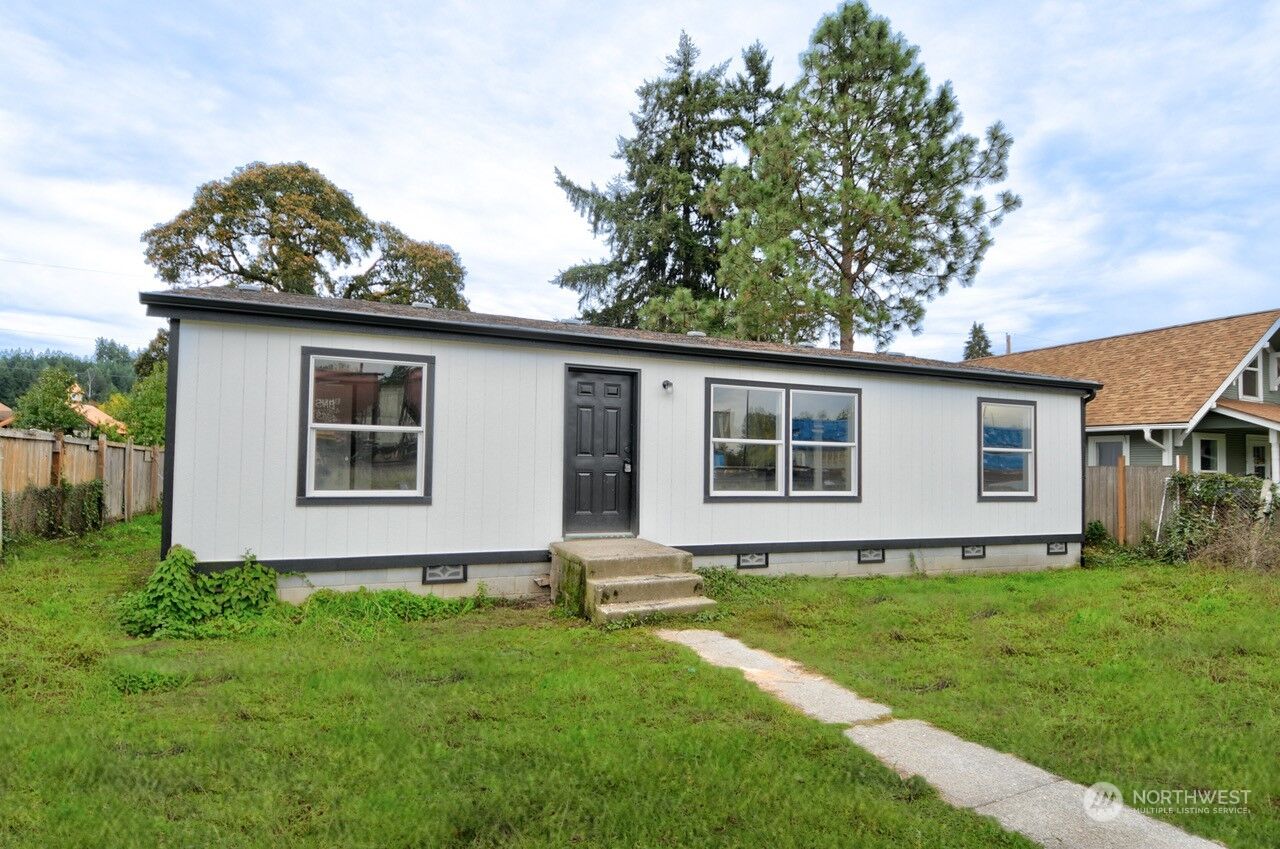 Property Photo: 1518 Delaware Avenue WA 98531