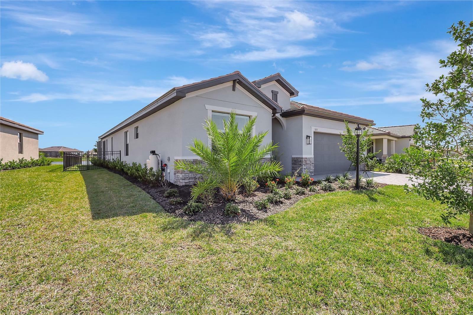 Property Photo:  5153 Coral Reef Way  FL 34211 