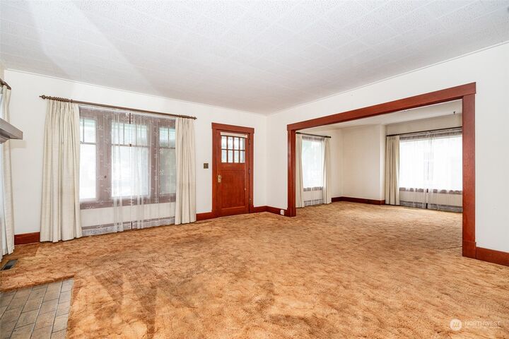 Property Photo: 305 S Pearl Street WA 98531