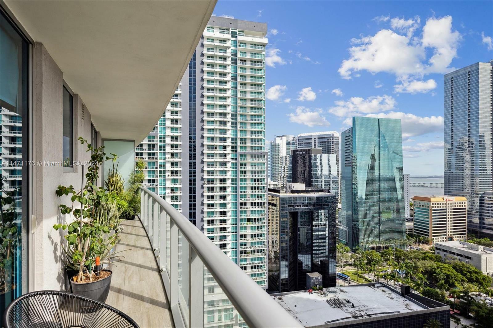 Property Photo:  1100 S Miami Ave 2704  FL 33130 