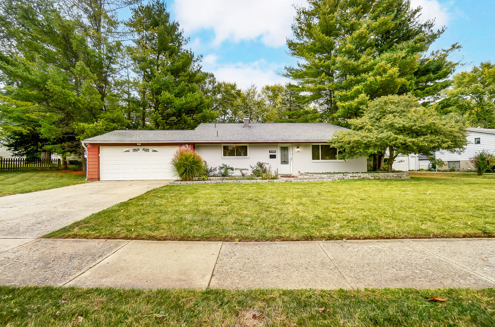 Property Photo: 4008 Glenheath Drive OH 45440