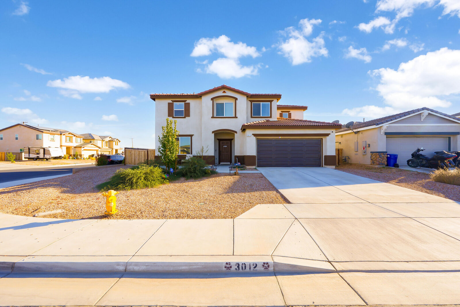 Property Photo:  3012 Via Bella Rosa Avenue  CA 93560 