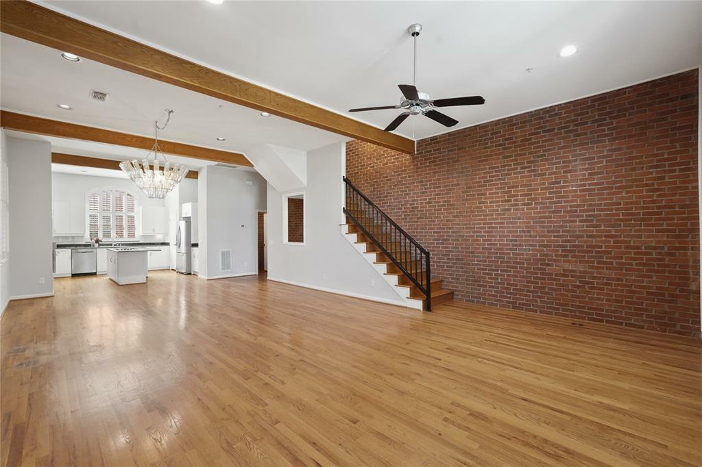 Property Photo:  3300 Taft Street D  TX 77006 