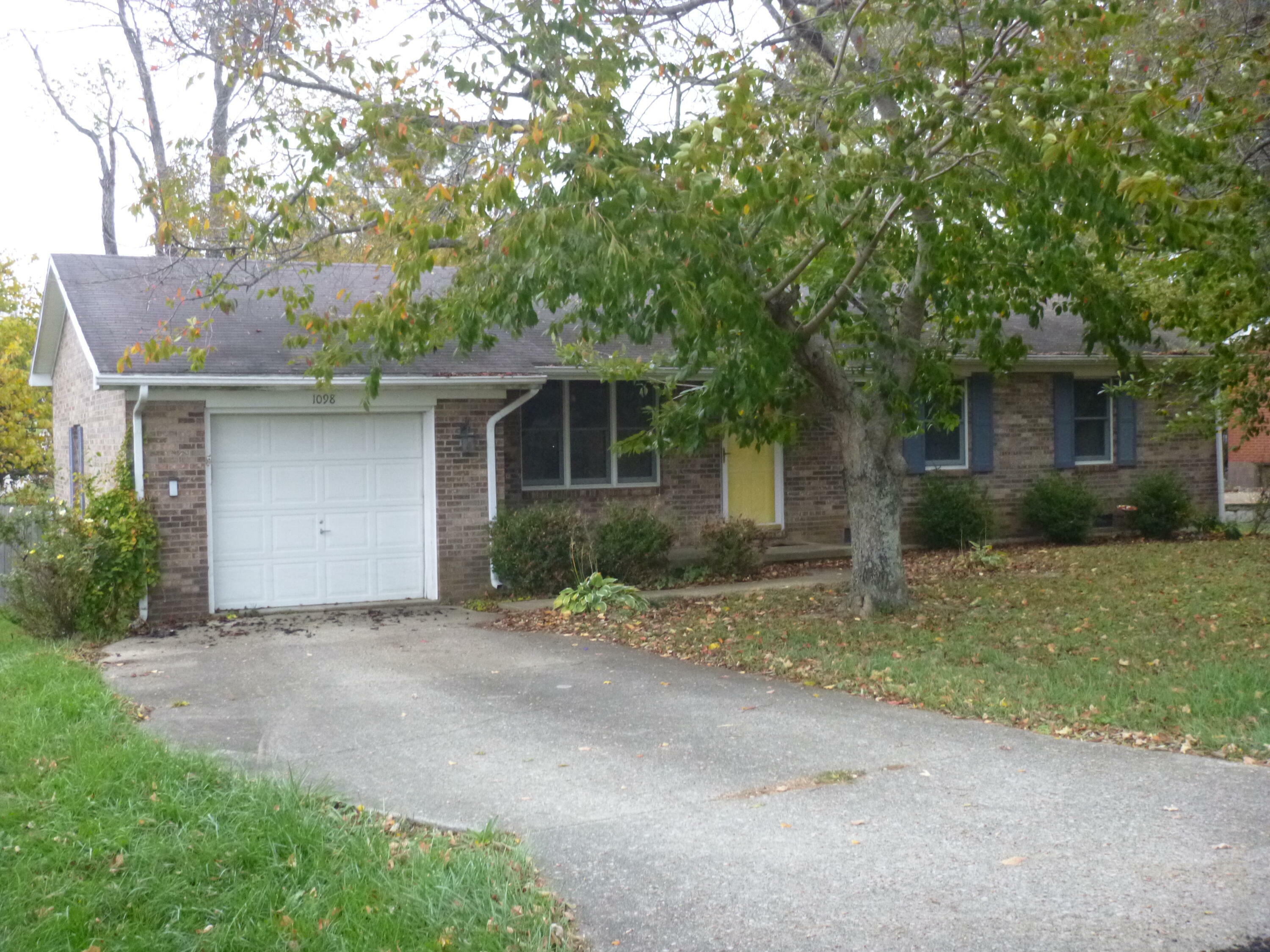 Property Photo:  1098 Johnson Road  KY 40601 